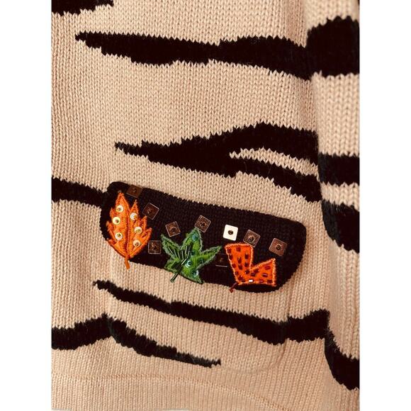 Berek Tiger Striped Embroidered Cardigan Knit Sweater size M Tan/Black Vintage - Picture 11 of 11